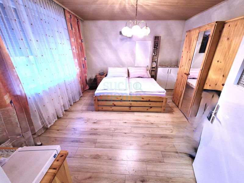 Neuer Preis!  Landhaus in absoluter Gr�nruhelage zu verkaufen ! �ber 1.600 m� Grund ! /  / 2141&nbsp;F�llim / F�llim / Bild 3