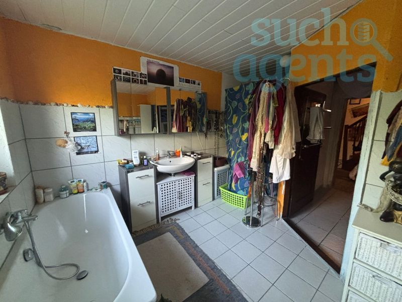 Einfamilienhaus mit viel Potenzial in einer ruhigen Lage und atemberaubender Aussicht /  / 4780 Schrding / Bild 4