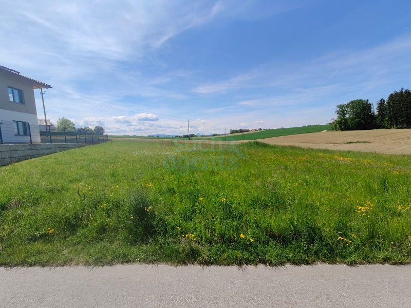 961 m� Baugrund in Ruhelage ? voll erschlossen & sofort verf�gbar