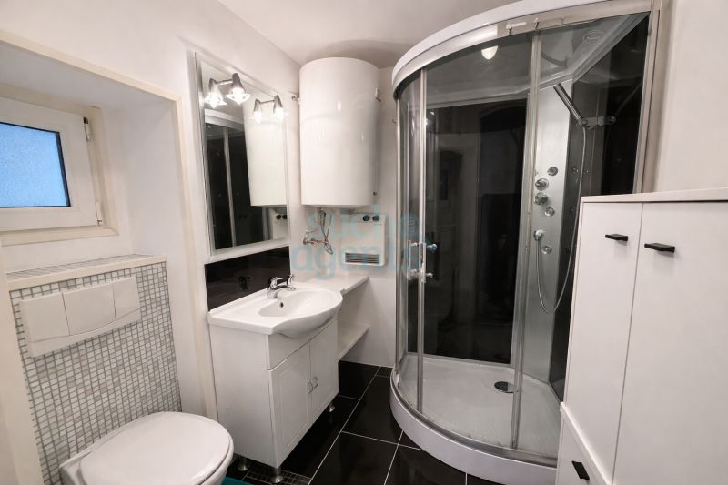 Wohnen am Wald: Attraktives Ein- oder Zweifamilienhaus auf 128m�, 5 Zimmern & Erweiterungspotential /  / 2640&nbsp;Gloggnitz / Bild 2