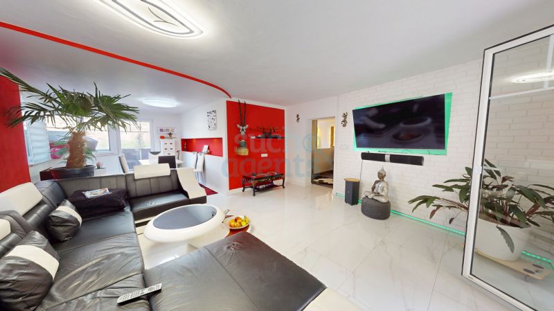 Vielseitig nutzbar: 182 m² Wohnfläche auf 2 Wohneinheiten mit Garten & Terrassen