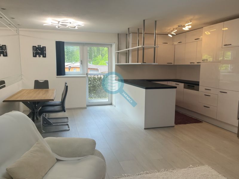 Viel Privatsphäre & geringe Betriebskosten ? 5 Zimmer Familienwohnung