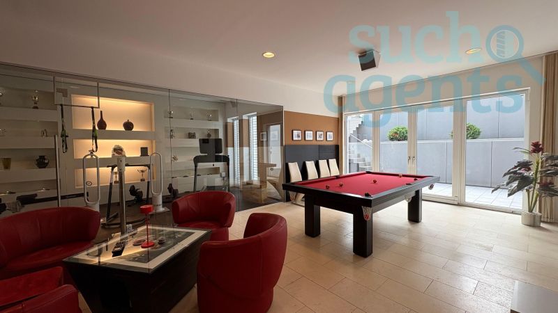 Villa mit ber 600 m Wohnflche, modernster Technik und einzigartiger Luxus-Ausstattung /  / 4840 Vcklabruck / Bild 2