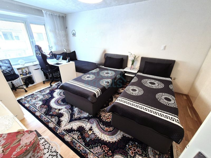 Attraktive 2 Zimmer Whg zu verkaufen! Wertgesicherter Mietertrag - ab 2028 Eigennutzung! Loggia+STP /  / 1100&nbsp;WIen / Bild 2