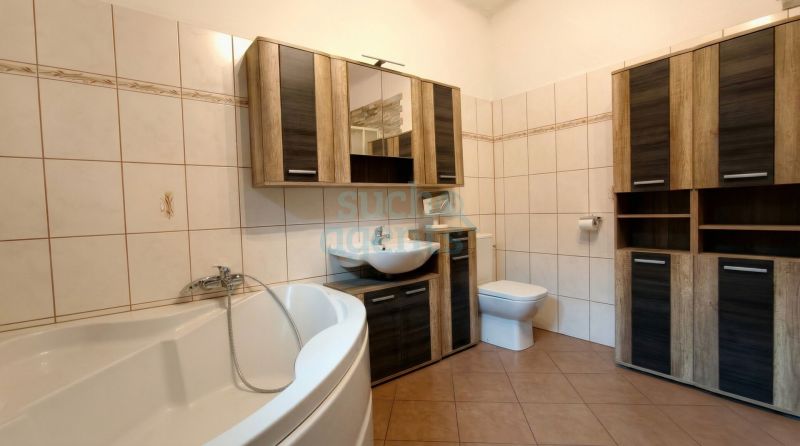 4 Zimmer Maisonette Wohnung mit ca. 111 m² Wohnfläche / / 2540 Bad Vöslau / Bild 3