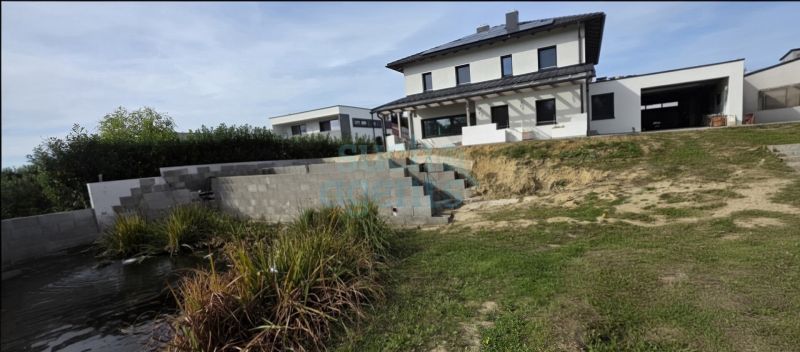 Grozgiges Generationenhaus mit modernster Technik und Blick in die Natur /  / 3354 Wolfsbach / Bubendorf / Bild 4