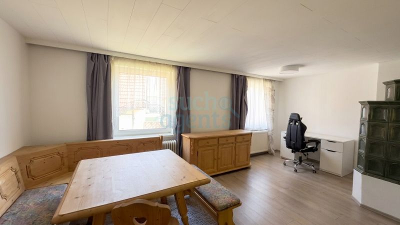 Mehrfamilienhaus in Ruhelage mit Naturteich & Waldblick mit ca. 400 m2 Nutzfl�che und 8 Zimmer /  / 4050&nbsp;Traun / Bild 3