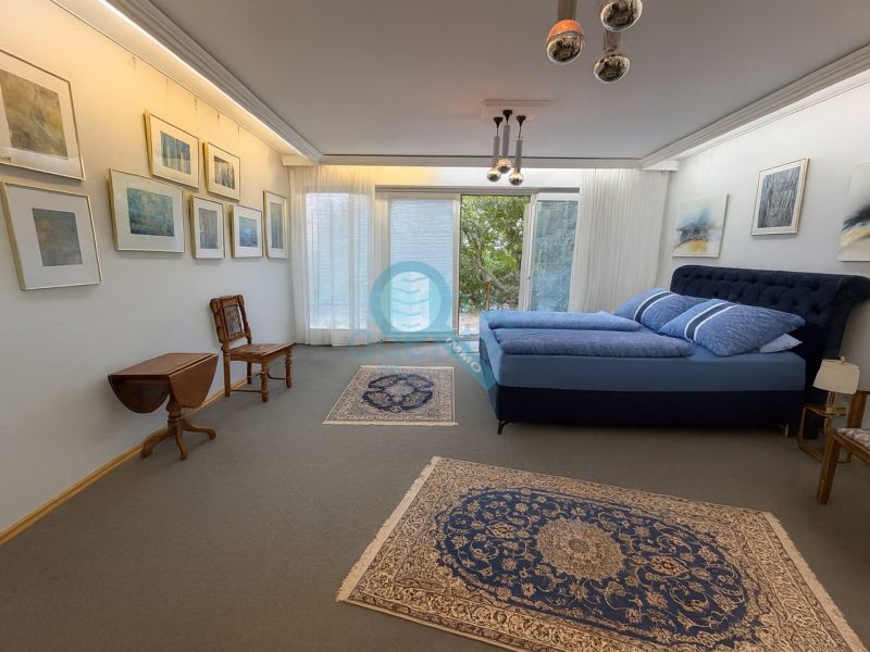 Gro�es Ein-Zweifamilienhaus zentral in Wels /  / 4600&nbsp;Wels / Bild 3