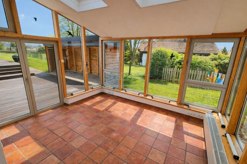 Ruhig gelegenes Einfamilienhaus mit Poolanlage, Sauna und Wintergarten /  / 4911&nbsp;Tumeltsham / Bild 1