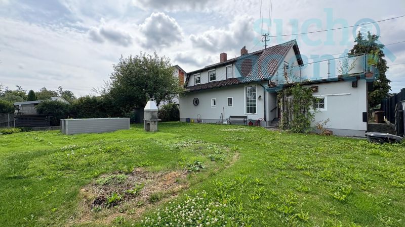 Familienfreundliches Ein /Zweifamilienhaus mit Balkon, Terrasse und Garage in Marchtrenk