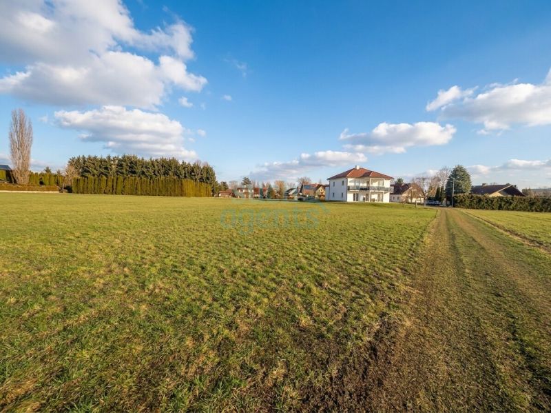 Eben gelegenes Baugrundst�ck in ruhiger Wohnlage