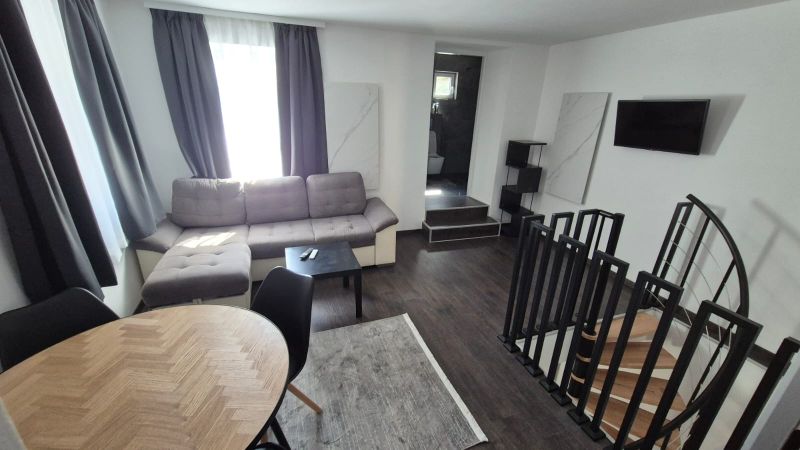 Neuwertiges Mehrfamilienhaus mit 3 Wohneinheiten in ruhiger Lage /  / 8020&nbsp;Graz / Bild 3