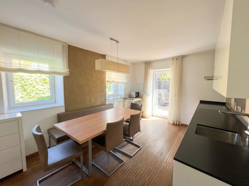 Umfangreich Modernisiertes Familienhaus mit Einliegerwohnung, Pool, Terrasse und Carport /  / 4973&nbsp;St.Martin im Innkreis / Bild 2
