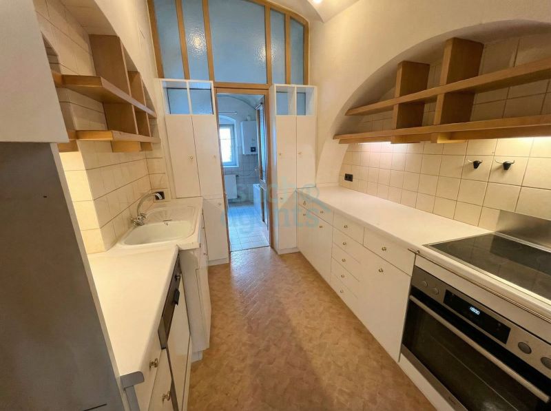 Wohn- & Gesch�ftshaus f�r Anleger: 2 Wohneinheiten + Gewerbe, Rendite ~ 4,5% /  / 4400&nbsp;Steyr / Bild 4