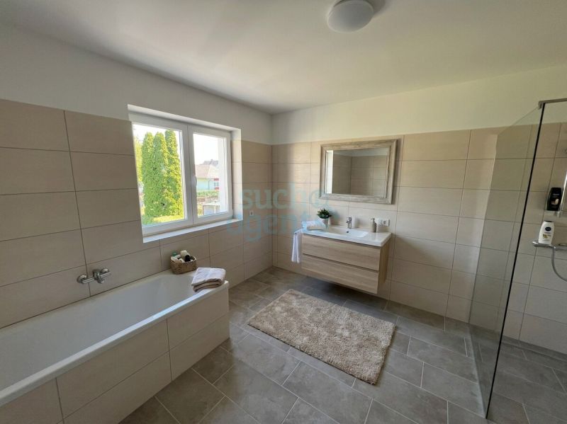 Neue Doppelhaush�lfte in ruhiger Wohnsiedlung /  / 3300&nbsp;Amstetten / Bild 4