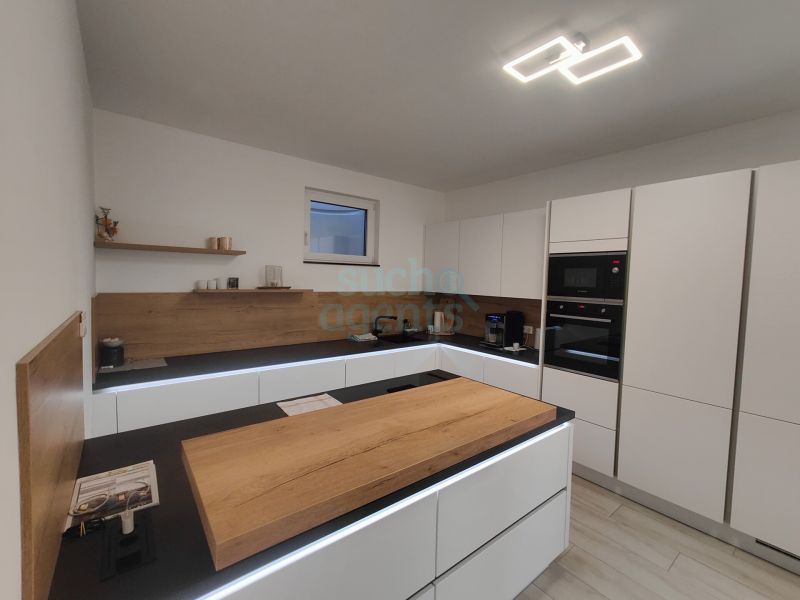 Neuer Preis! Neubau - Moderne Doppelhaush�lfte in ruhiger Lage mit Pool, S�dterrasse & hochwertiger Ausstattung /  / 4713&nbsp;Gallspach / Bild 3