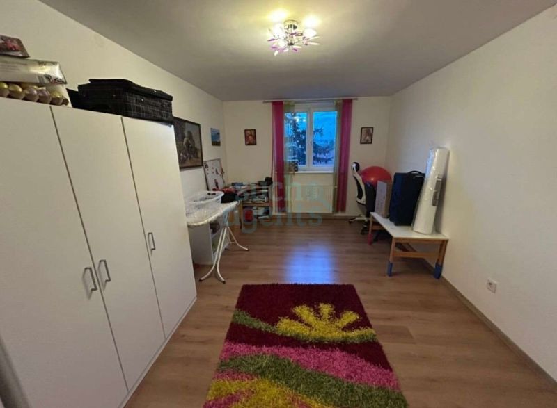 Sanierte 3-Zimmer-Wohnung mit zwei Terrassen in Top Lage /  / 8041 Graz / Bild 4