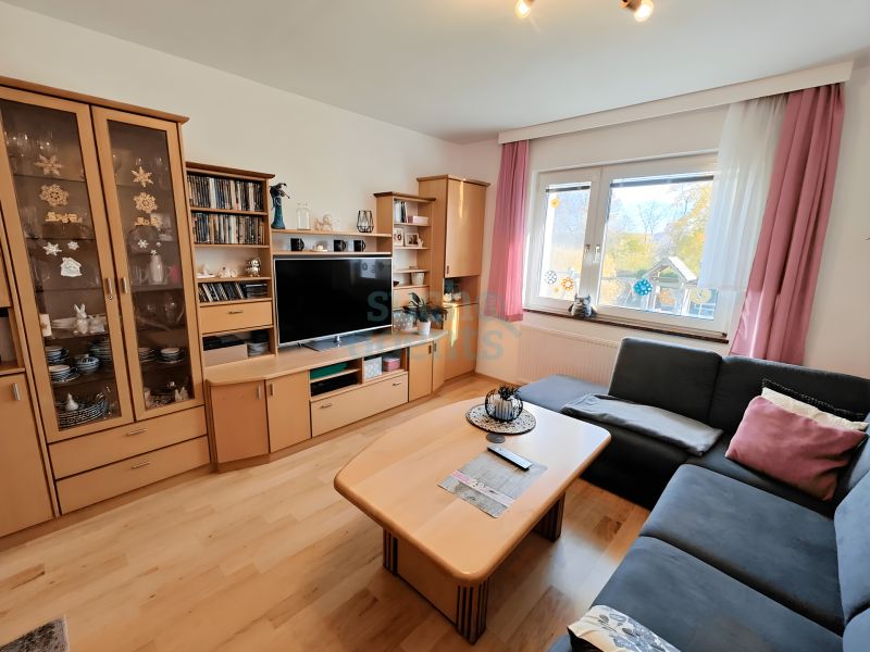 Raum für Familie, Leben und Arbeit ? charmantes Ein-/ Zweifamilienhaus mit Garten