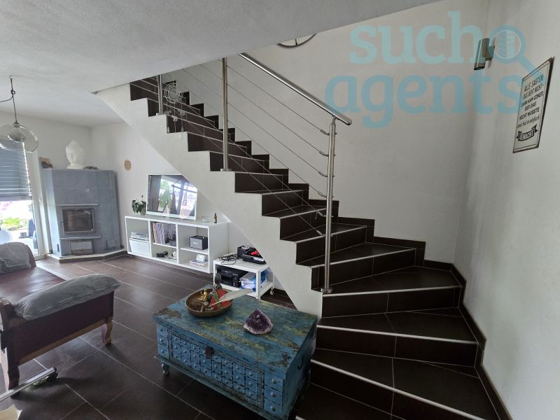 Lichtdurchflutete Maisonette mit Terrasse, Garten & Kamin ? 7 Min zum See /  / 4863 Seewalchen am Attersee / Bild 1