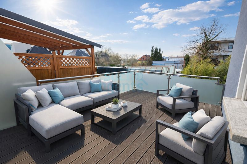 Ca. 125 m� gro�e 4 Zimmerwohnung mit hohen Decken und 15 m� Balkon in zentraler Lage von Wels /  / 4600&nbsp;Wels / Bild 0