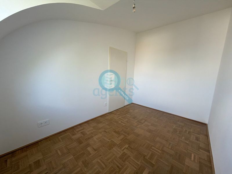 Oben angekommen ? charmante 3-Zimmer-Dachgeschosswohnung mit Loggia /  / 4050&nbsp;Traun / Bild 2