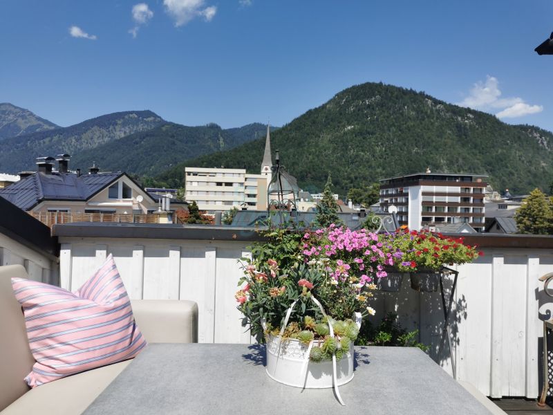 Neuer Preis! Exklusive Dachgeschosswohnung mit ca. 140 m� Wohnfl�che und Dachterrasse