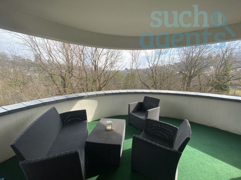Neuer Preis! Traumhafte Eigentumswohnung mit Blick ins Naturschutzgebiet - Ruhig und doch zentral! /  / 4810 Gmunden / Bild 1