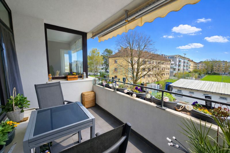 Fr�hlings-Angebot: Sonnige, modernisierte 4-Zimmer-Wohnung in Linz ? S�d-Loggia, DAN-K�che, u. v. m.