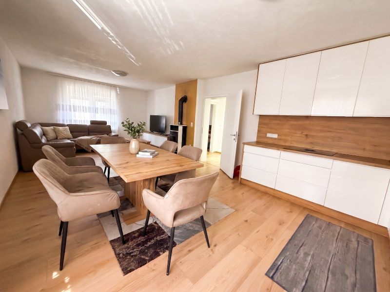 Saniertes Einfamilienhaus mit Doppelgarage, Keller und gro�em Garten /  / 3071&nbsp;B�heimkirchen / Bild 1