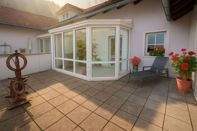 Attraktive Maisonette-Wohnung in Top-Ruhiglage mit Terrasse & Wintergarten!