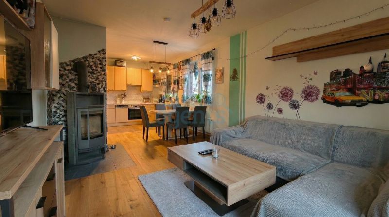 Modernisierte 3 Zimmer Wohnung mit 80 m�, Balkon und Garage /  / 2822&nbsp;Bad Erlach / Bild 4