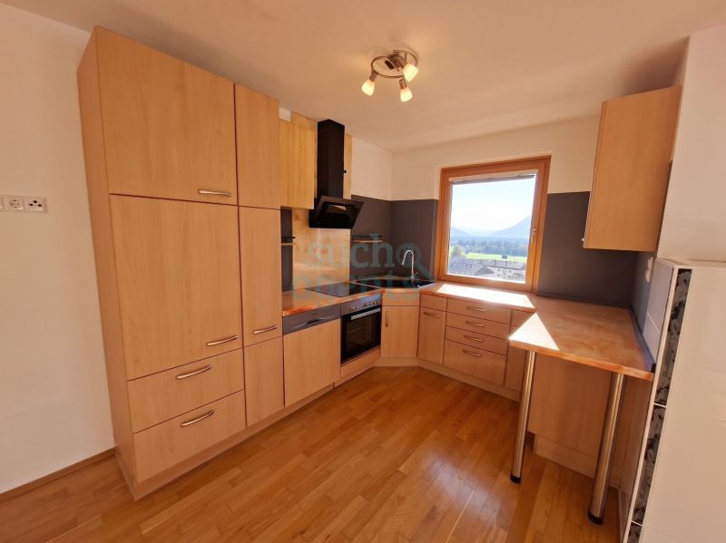 Lichtdurchflutete 4-Zimmer-Wohnung mit traumhaftem Ausblick, 2 Loggien & 2 Tiefgaragenpl�tzen /  / 8940&nbsp;Liezen / Bild 2