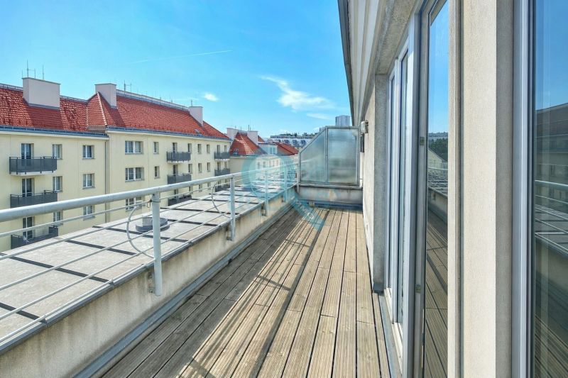 3 Zimmer Dachgeschosswohnung mit 2 Terrassen ca. 73m� - Verf�gbar ab 01.07.2026