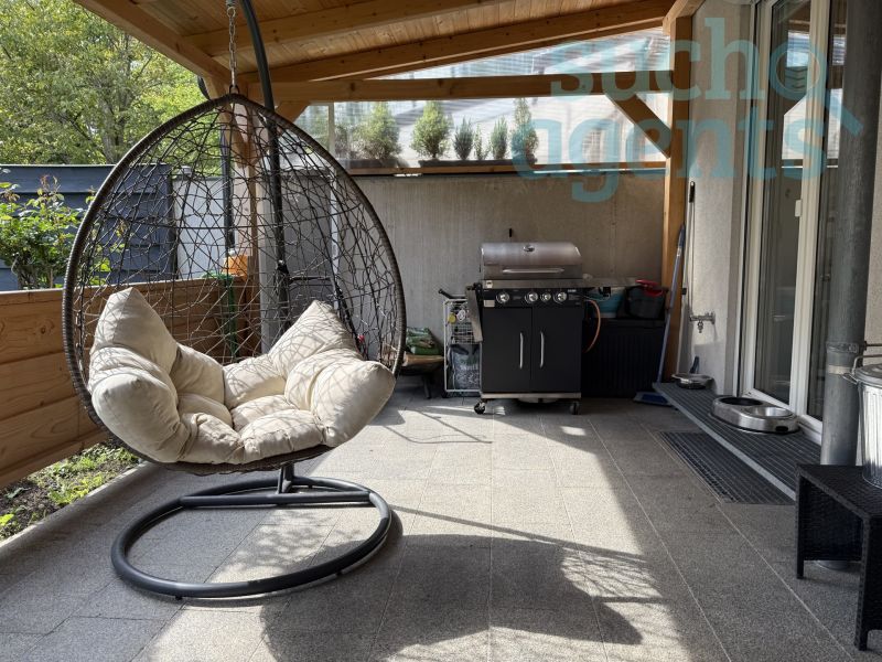 Reihenhaus mit groem Garten, Garage und vollunterkellert in ruhiger Lage /  / 4600 Wels / Bild 1