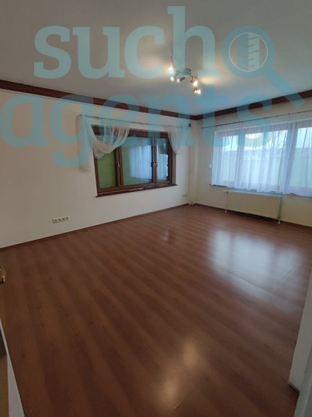 Charmantes teilrenoviertes Haus: Fertig zum Individualisieren und Vollenden! /  / 2183 Neusiedl an der Zaya / Bild 4