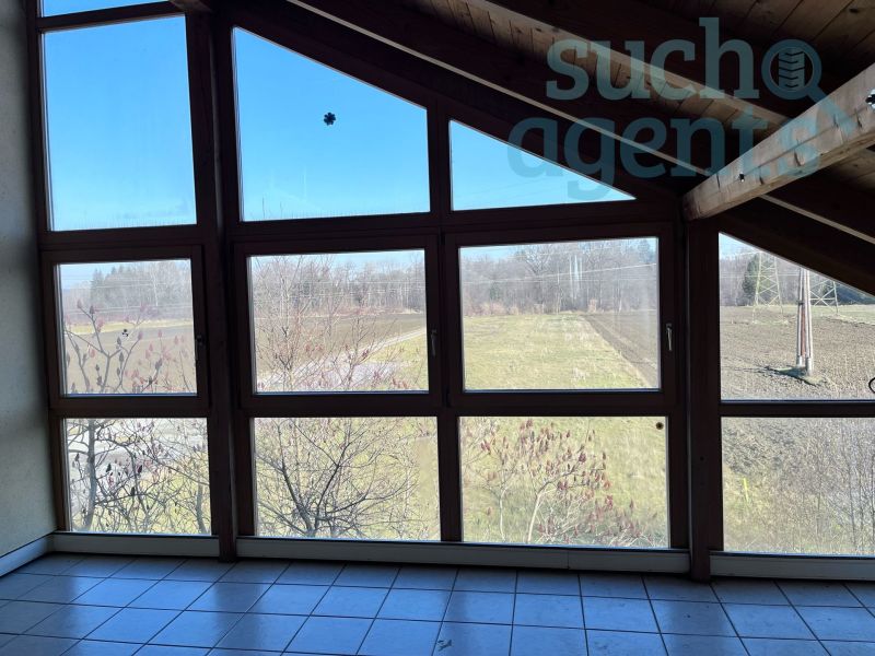 Ruhiges Mehrfamilienhaus mit überragendem Blick