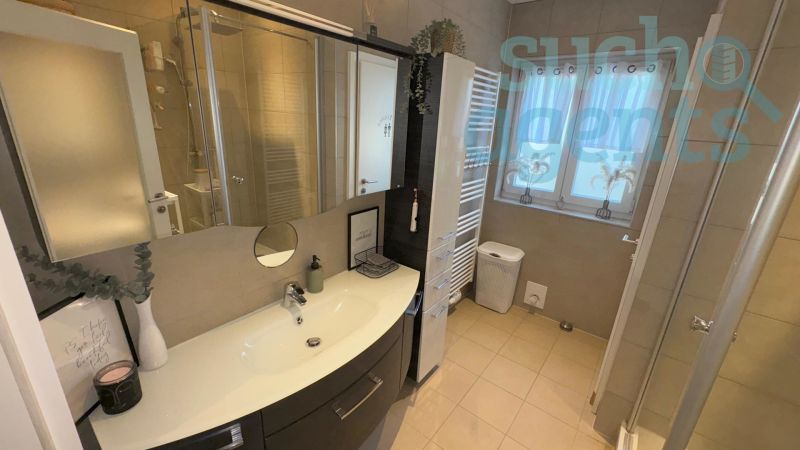 Top saniertes Reihenhaus im Grnen mit grozgigem Garten, Sauna und Terrasse /  / 4020 Linz / Bild 1