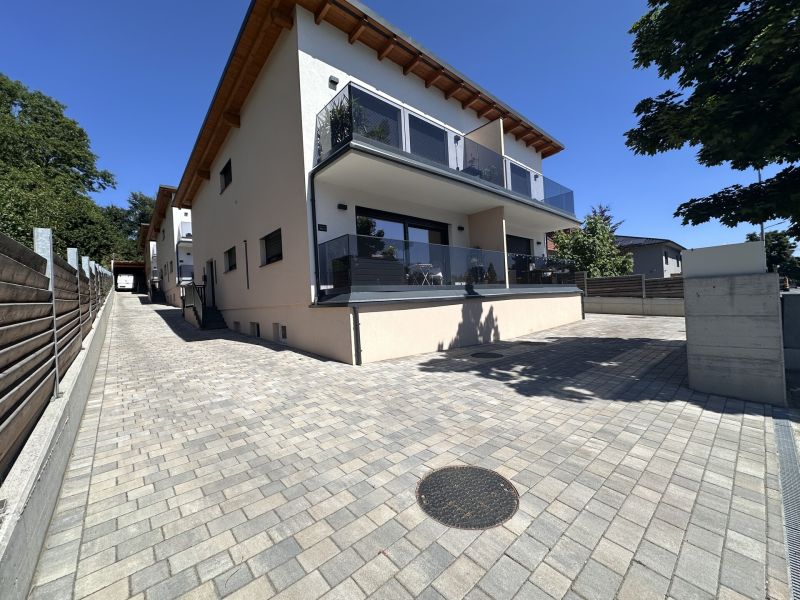 Moderne Doppelhaushlfte mit Balkon, Terrasse und Keller /  / 3040 Tausendblum / Bild 1
