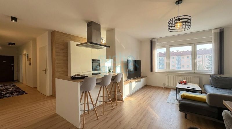 Top sanierte 4-Zimmer Wohnung mit perfekter Raumaufteilung in St. Martin /  / 4050&nbsp;Traun / Bild 0