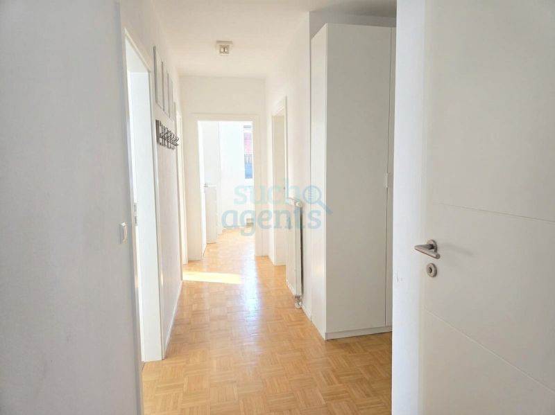 Fr�hlings-Highlight: Helle, Modernisierte EG-Wohnung mit Loggia, Carport & Top-K�che in ruhiger Lage /  / 4663&nbsp;Laakirchen / Bild 4