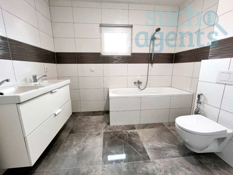 Modernes Reihenhaus in Massivbauweise inkl. 2 Parkpltze und sehr niedrige BK /  / 2325 Himberg / Bild 5