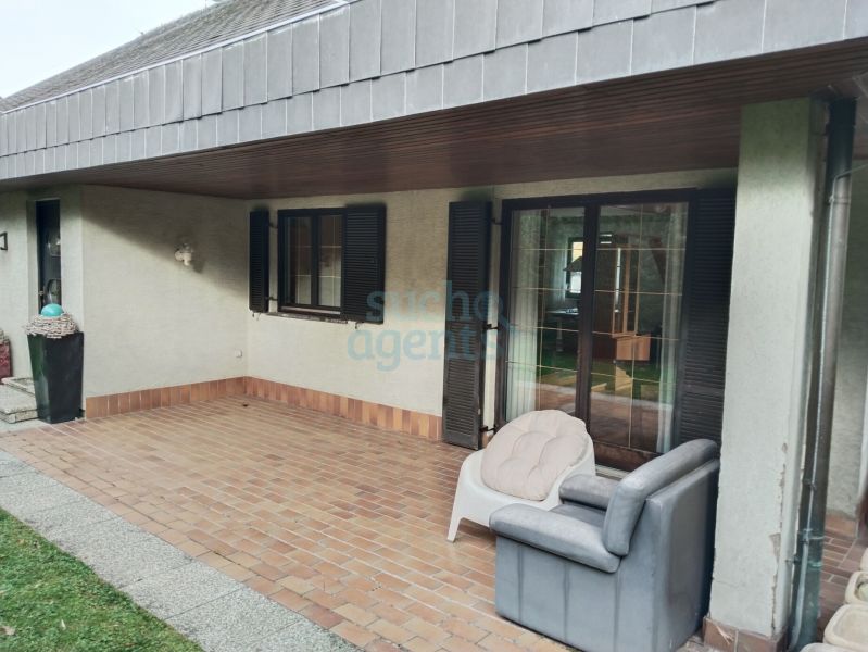 Einfamilienhaus in TOP Lage mit groem Garten und jede Menge Ausbaupotential /  / 8054 Graz / Bild 2