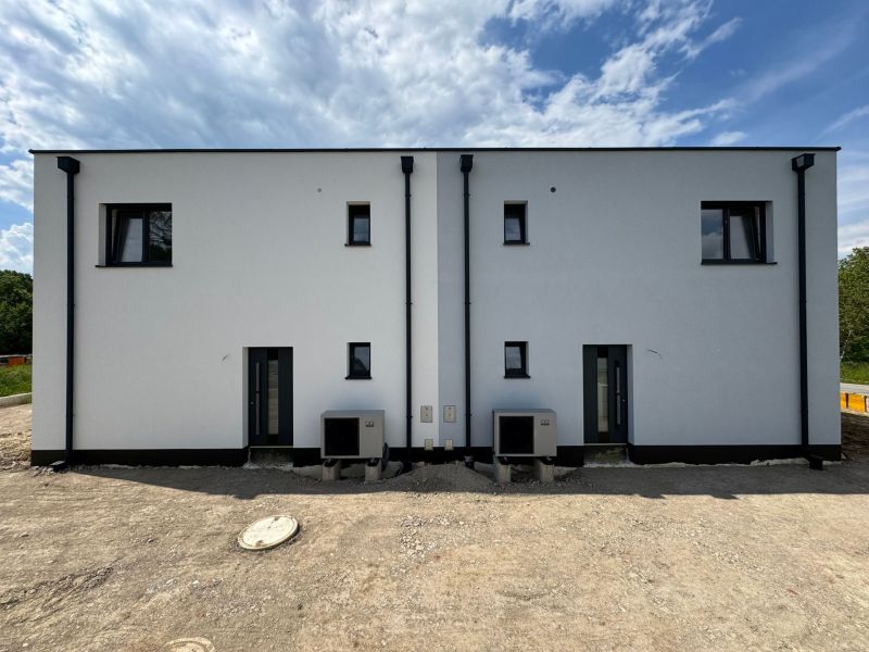 Energieeffiziente Doppelhaushälfte mit Hochwertiger Bauqualität (Top 2)