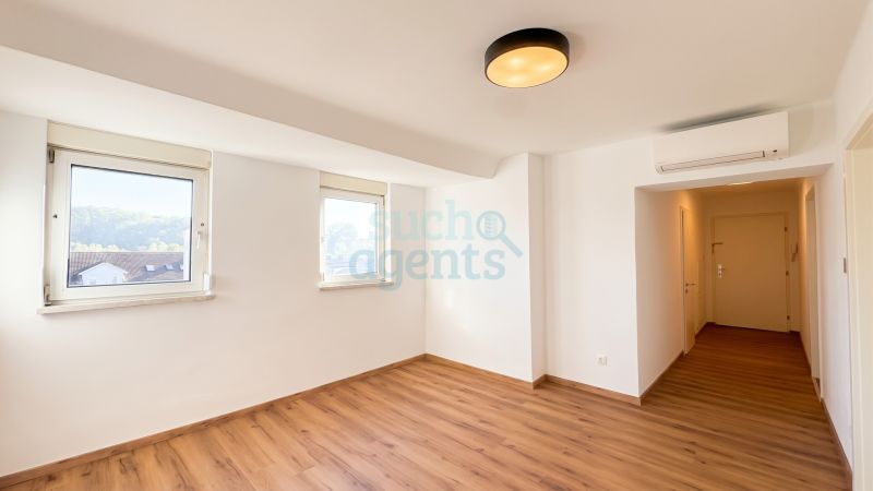 Erstbezug nach Sanierung! Klimatisierte 3 Zimmer Wohnung n�he Haid-Center /  / 4053&nbsp;Ansfelden / Bild 1