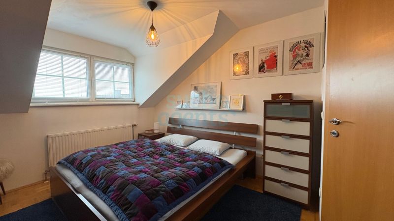 Attraktive Maisonette-Wohnung in Top-Ruhiglage mit Terrasse & Wintergarten! /  / 4800 Attnang / Bild 3