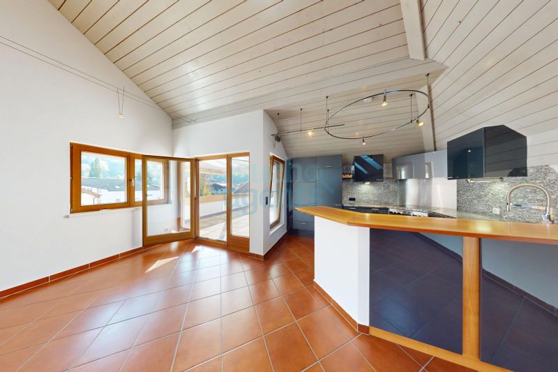 3-Zimmer-Dachgeschosswohnung mit XXL-Terrasse im Herzen von Volders /  / 6111 Volders / Bild 1