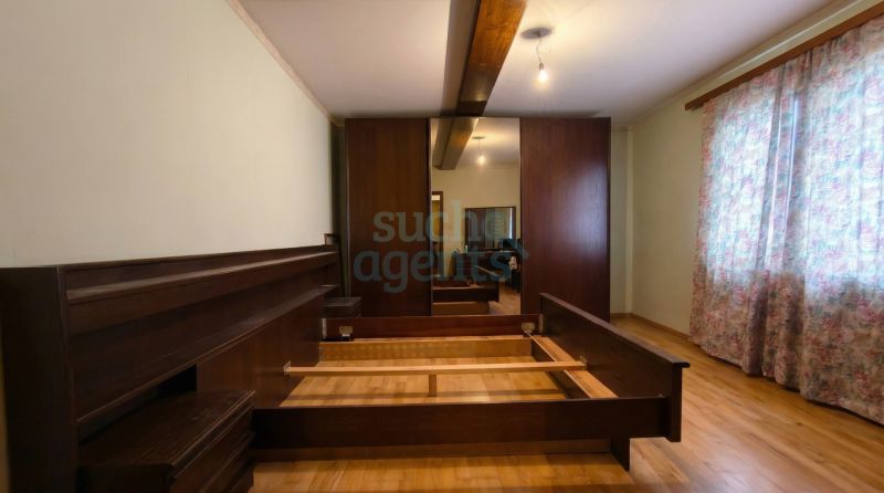 Neuer Preis! Imposantes Wohnobjekt mit insgesamt ca. 640m�, gro�er Panoramaterrasse und Garagen /  / 2560&nbsp;Hernstein / Bild 3