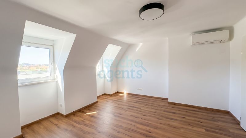 Erstbezug nach Sanierung! Klimatisierte 3 Zimmer Wohnung n�he Haid-Center /  / 4053&nbsp;Ansfelden / Bild 0