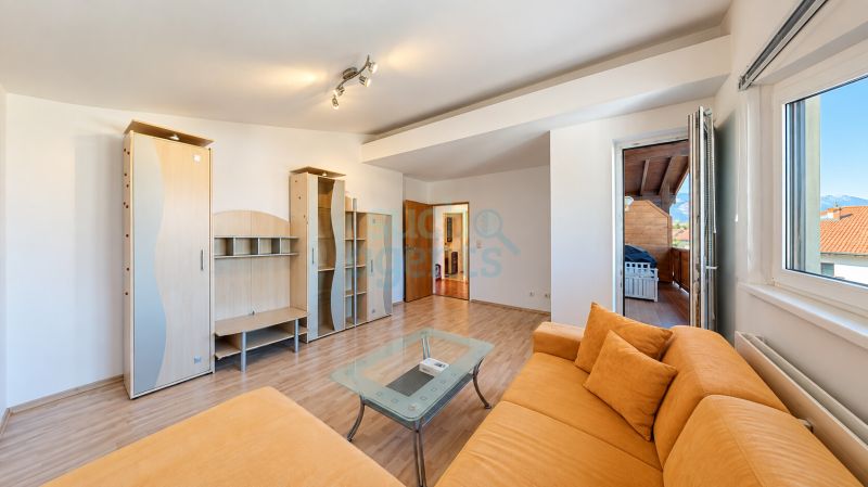 Axams: Helle 2-Zimmer-Dachgeschosswohnung mit Nordkettenblick und niedrigen Betriebskosten /  / 6094&nbsp;Axams / Bild 1