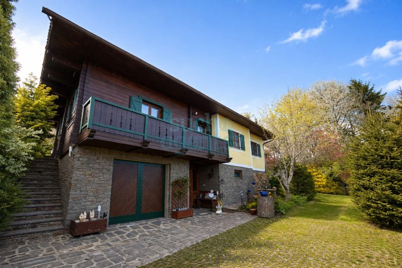 Charmantes Einfamilienhaus mit alpinem Flair - 5 Zimmer - Gro�er Garten